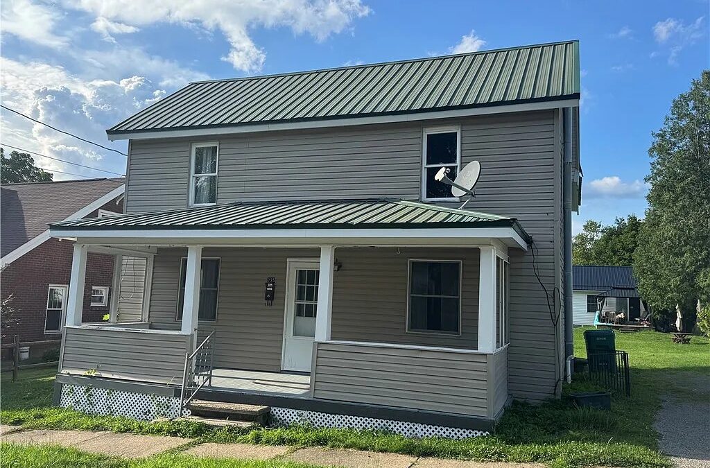 How Local Cash Home Buyers in Burrell, PA, Are Different From National iBuyers