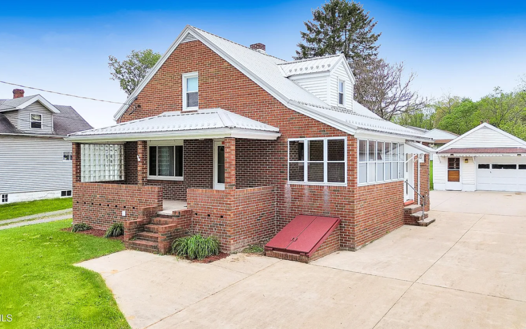 The Emotional Side of Selling a Hoarder House and How to Move Forward